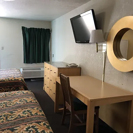 Budget Inn Parker-3