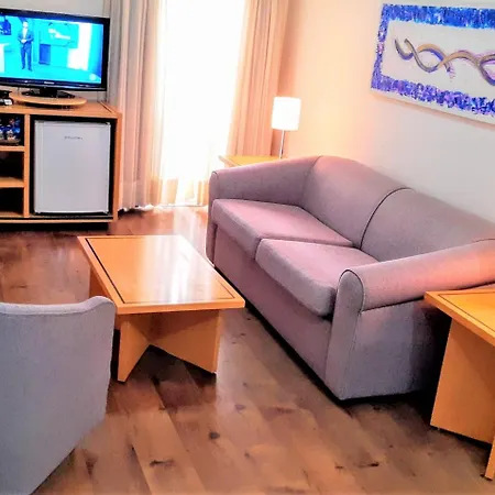 Cardum Hotel-2