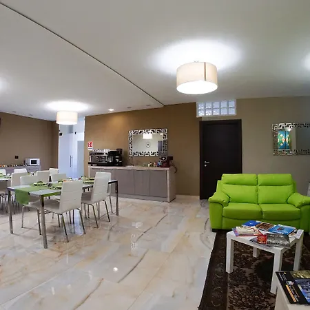 Beverello Suite-3