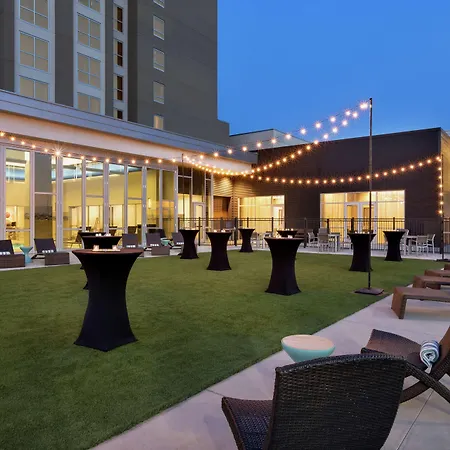 Embassy Suites By Hilton Denton Convention Center-3