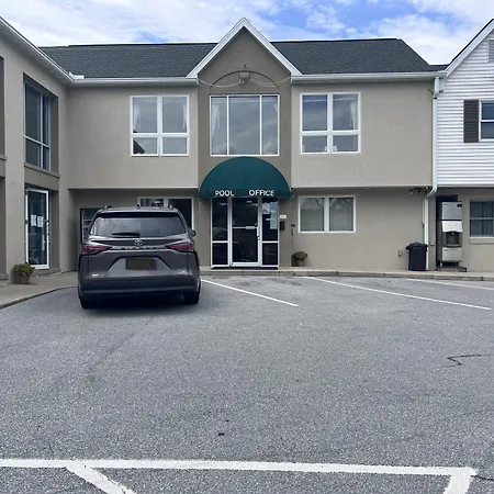 Rodeway Inn & Suites Hershey Chocolate Avenue-2