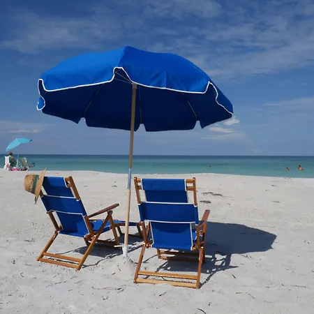 Bungalow Beach Resort-3