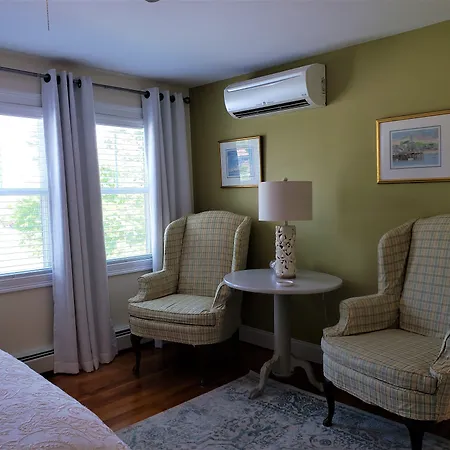Elmere House Bed & Breakfast-2