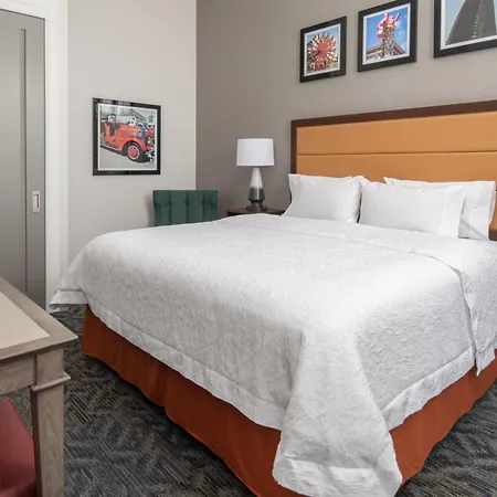 Hampton Inn Petaluma, Ca-2