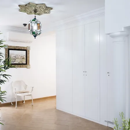 Hostal Alhambra - Adults Only-3
