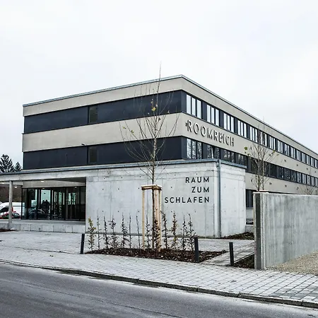 Roomreich-2