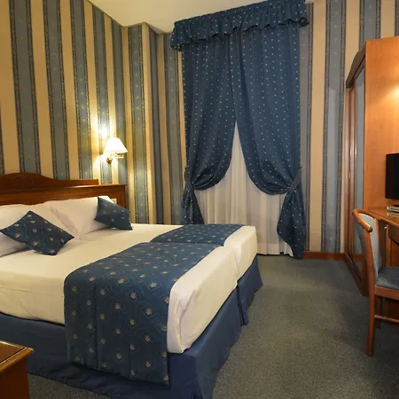 Hotel Montecarlo-2
