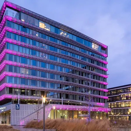 Moxy Amsterdam Houthavens-2