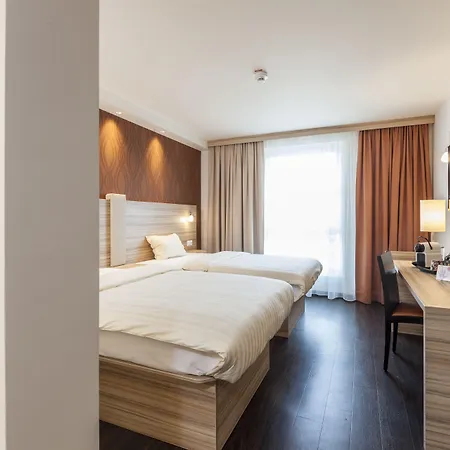 Staycity Aparthotels Heidelberg-2
