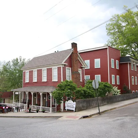 The Dahlonega Square Hotel-2