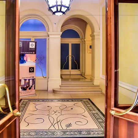 Le Camp Suite & Spa-2