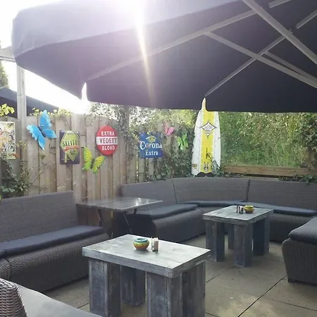 Bar-Bistro-Hotel DOK-2