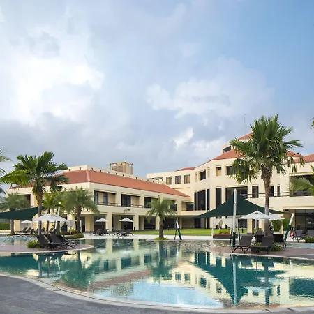 Eastin Thana City Golf Resort Bangkok Free Scheduled Shuttle From Hotel To Suvarnabhumi Airport-3