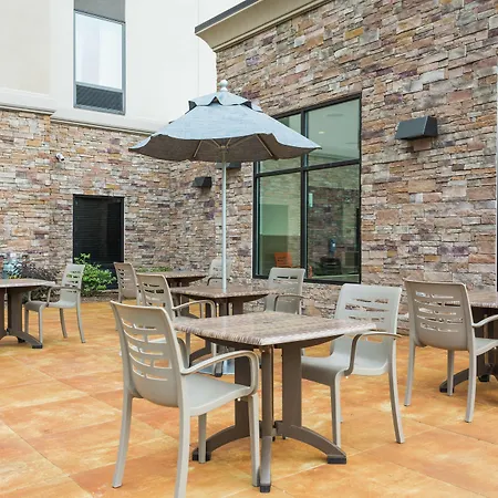 Hampton Inn Cumberland-2
