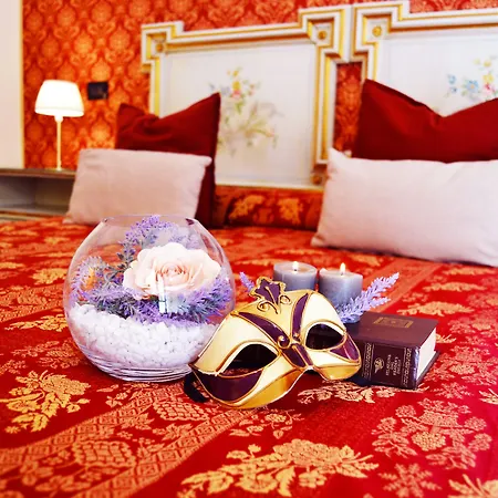 Venice Lion Residence Free Private Parking Easy Access Venice-2