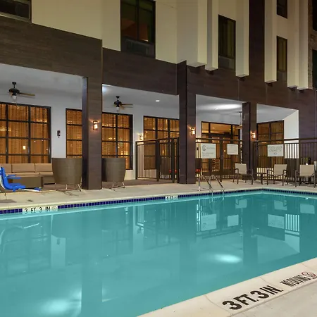Hilton Garden Inn Waco-3