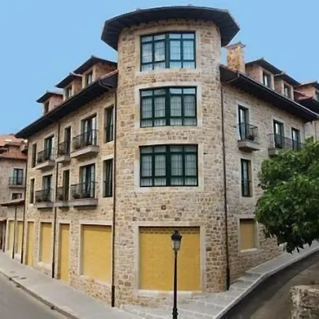Hotel Villa de Cabrales-3