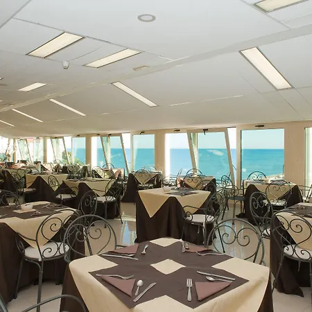 Hotel Borgo Marina-2