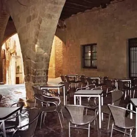 Hostal Las Coronas-2
