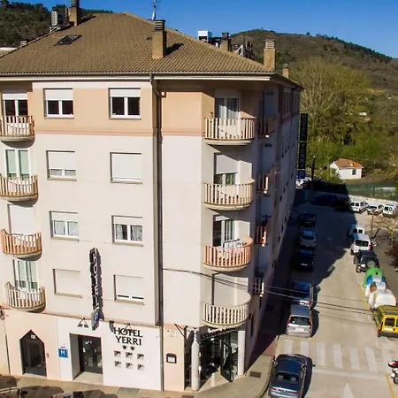 Hotel Yerri-2