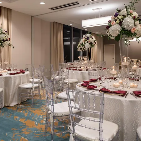 Doubletree By Hilton Miami Doral-3