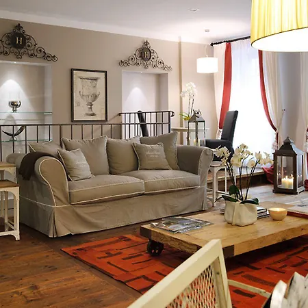 Locanda In Borgo Garnì&Wellness-3