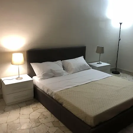 Etnea Glamour House-2