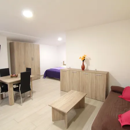 Apartamentos Giuliano-3