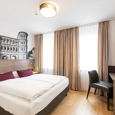 Hotel Porta Nigra-3