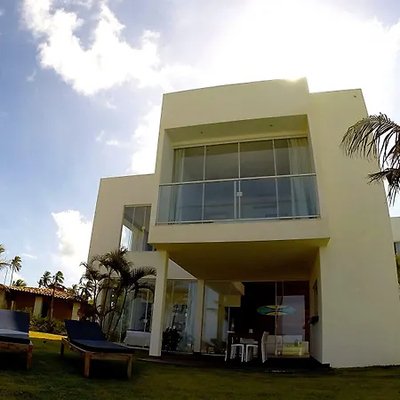 B Blue Beachouses-3