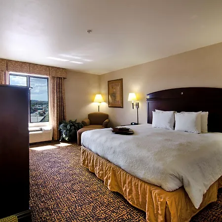 Hampton Inn & Suites Gallup-2