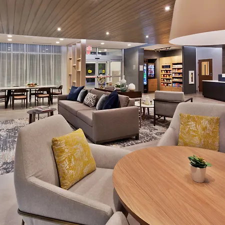 Fairfield Inn & Suites By Marriott Birmingham Colonnade-3