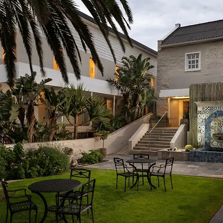 Protea Hotel By Marriott Mossel Bay-3