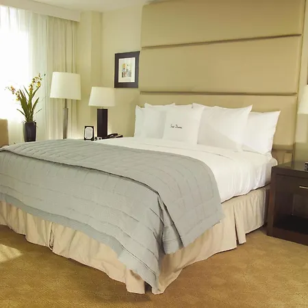 Gallery One - A Doubletree Suites By Hilton Hotel-2