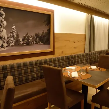 Hotel Shandranj-3