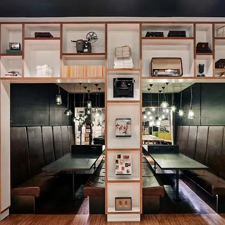 Citizenm Glasgow-2