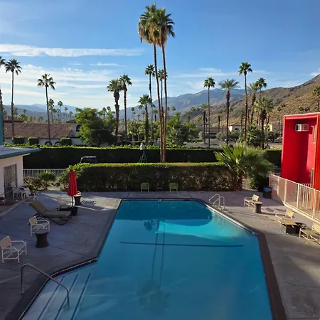 Delos Reyes Palm Springs-2