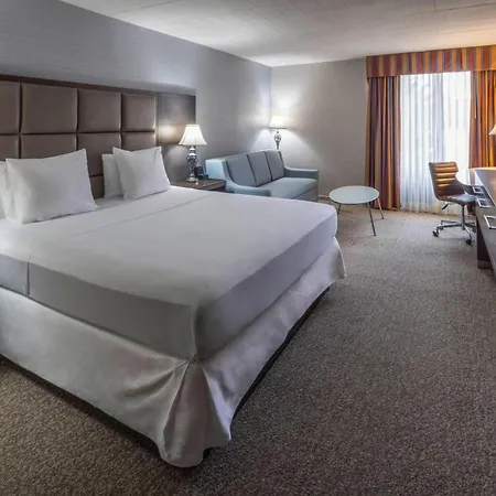 Radisson Hotel Hauppauge-Long Island-2