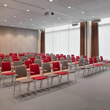 IntercityHotel Frankfurt Hauptbahnhof Süd-2