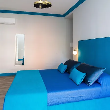 Sorrento Pool&Suites-2