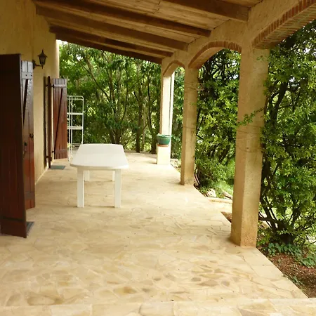 Domaine De Rode Buze-2