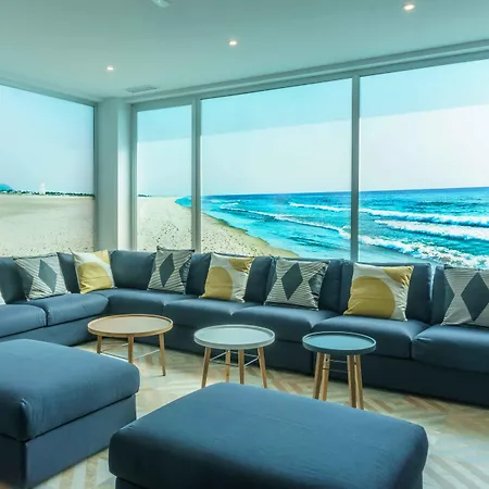 TAKE SURF Hostel Conil-2