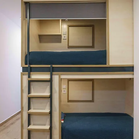 TAKE SURF Hostel Conil-3