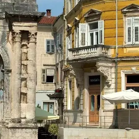 Pula Antic Rooms In Center (Adults Only)-3