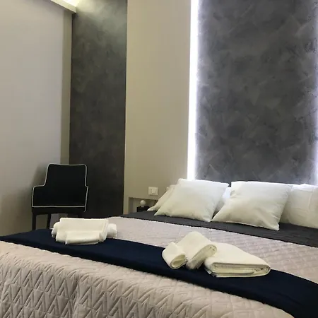 Turin Central Rooms-3