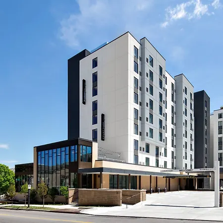 Courtyard By Marriott Knoxville Downtown-3