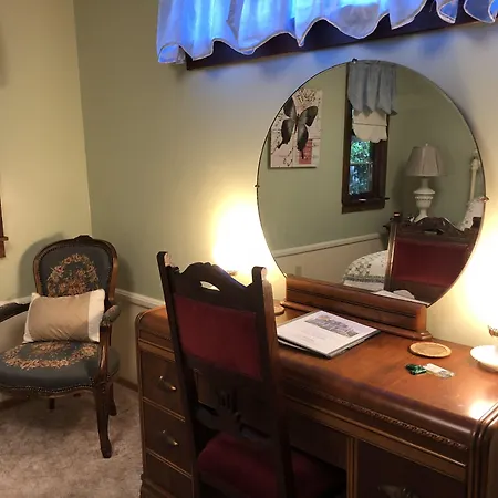 Country Inn Guesthouse-3