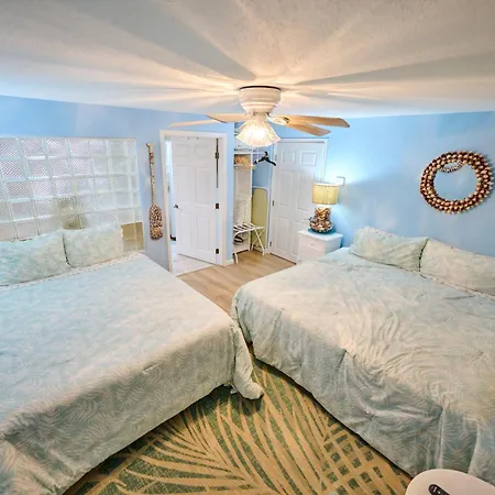 Camelot Beach Suites-3