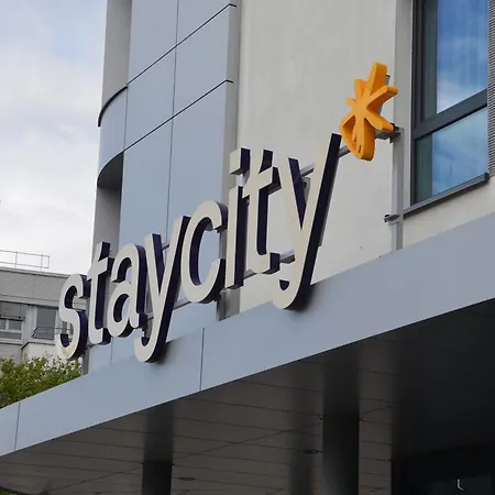 Staycity Aparthotels Heidelberg-3