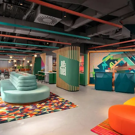 Aloft By Marriott Madrid Gran Via-2